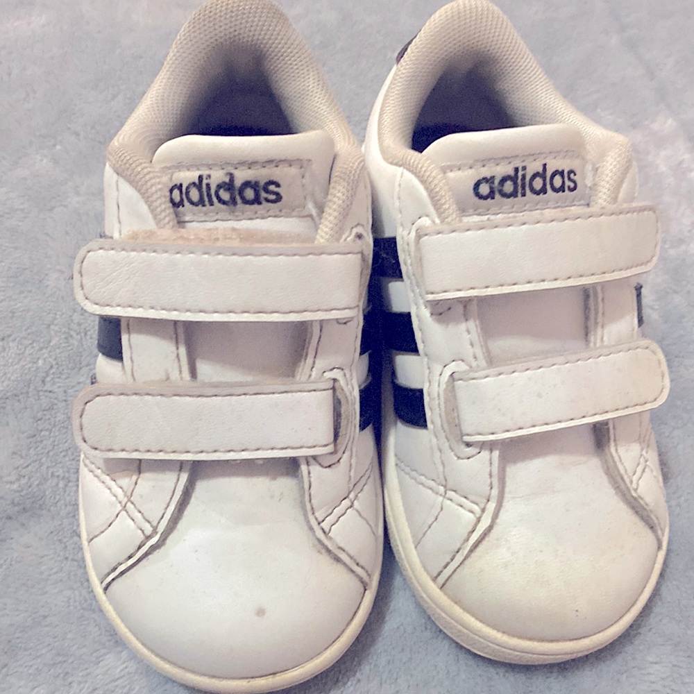 Adidas 3 Stripe